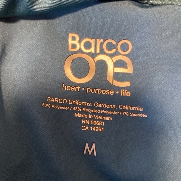 Excellent used condition barco one size medium bahama scrub pants - Picture 6 of 6